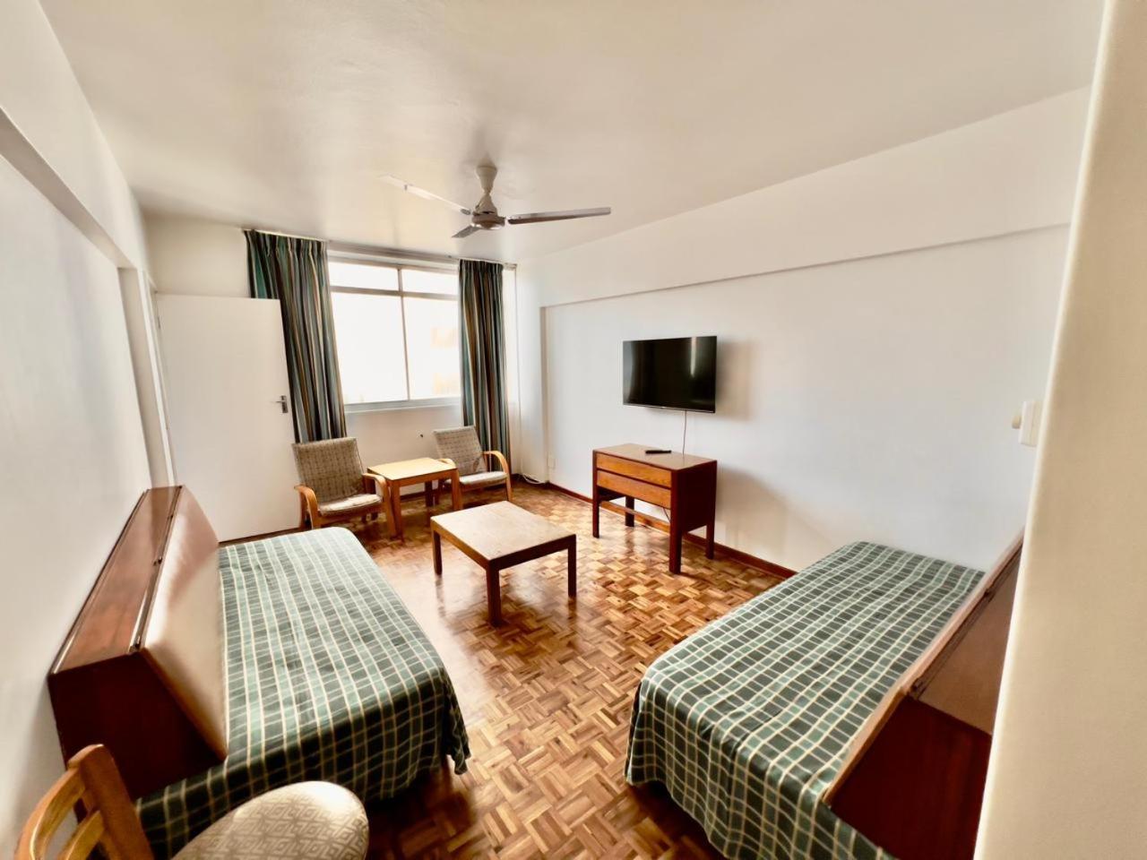 Impala Holiday Flats & Apartments ダーバン エクステリア 写真